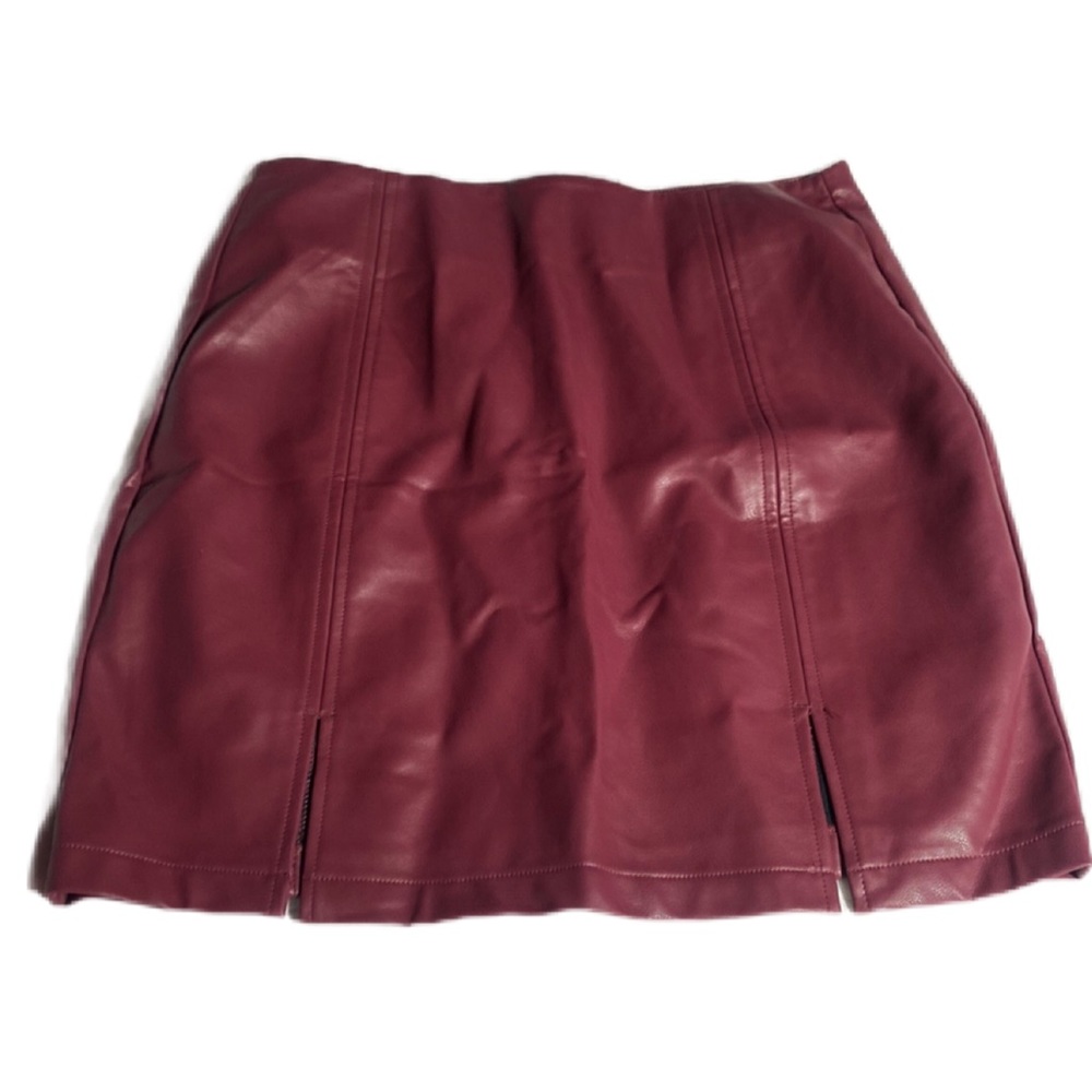 Mangopop burgundy faux leather skirt